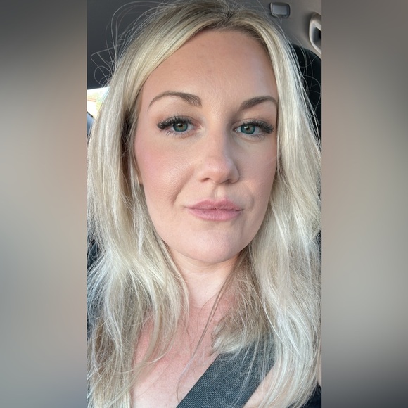 Meet your Posher, Katie - Picture 1 of 1